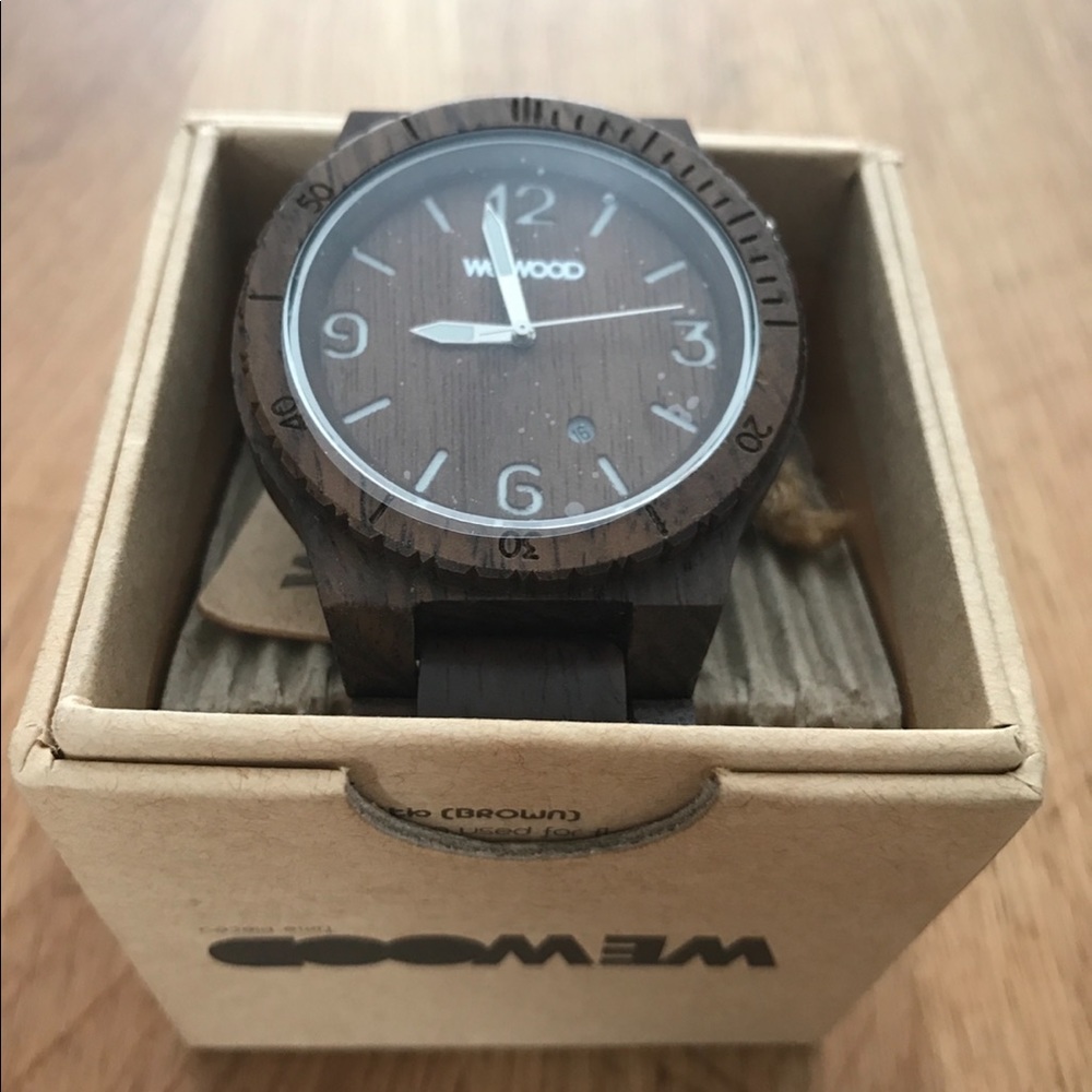 WeWood walnut wooden circular watch new w/box